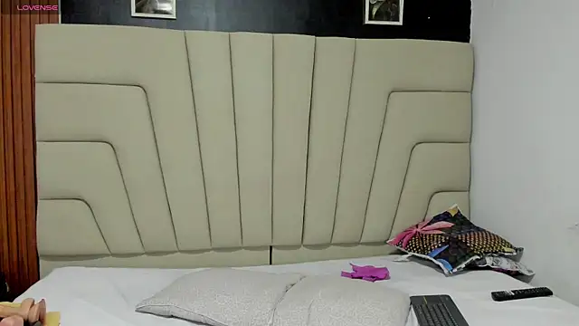Milf meli online show from 11, 3, 2025