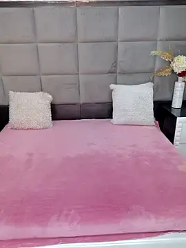 OliviaBurning online show from 15, 11, 2025