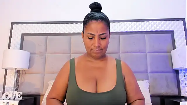 OliviaBurning online show from 25, 3, 2026