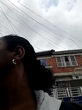 OliviaBurning online show from 12, 11, 2025