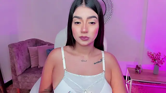 amelie jhons online show from 3, 2, 2025