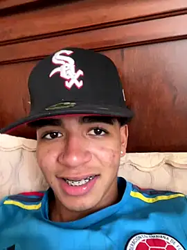 JoanG10 online show from 7, 10, 2025