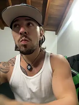 Valentino Xander online show from 22, 11, 2025