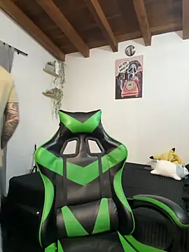 Valentino Xander online show from 15, 11, 2025