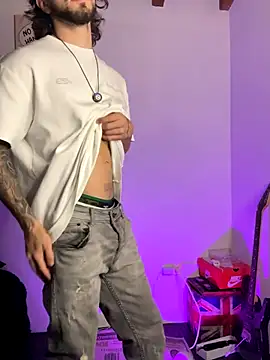 Valentino Xander online show from 7, 1, 2026