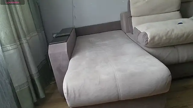 MilaaMilaa online show from 11, 11, 2025