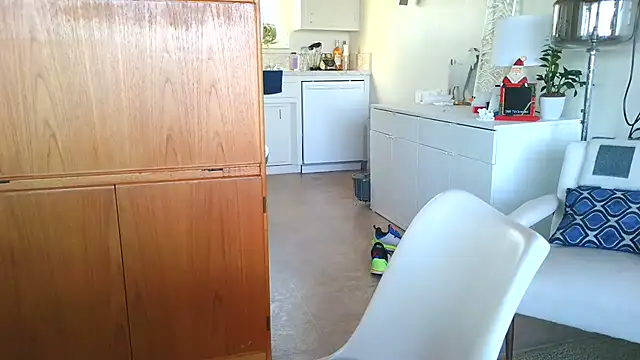 costanza7070 online show from 2, 12, 2025