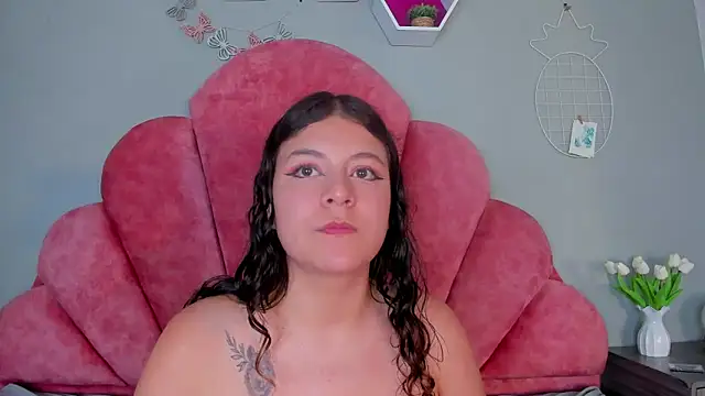 Snapshot of EngelStone chatting on 22, 3, 2025 EngelStone online show from 22, 3, 2025