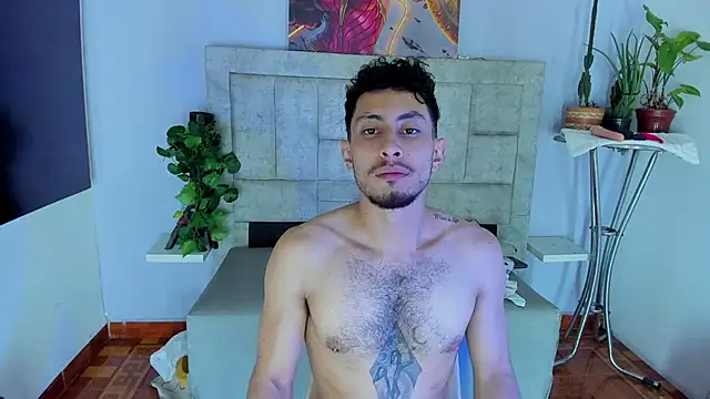 Piggy Eddy online show from 17, 10, 2025