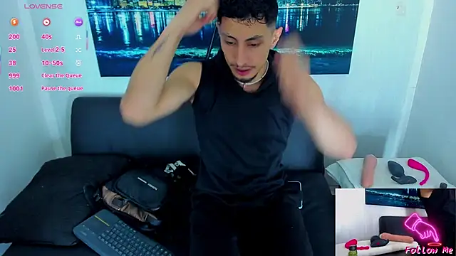 Piggy Eddy online show from 11, 10, 2025