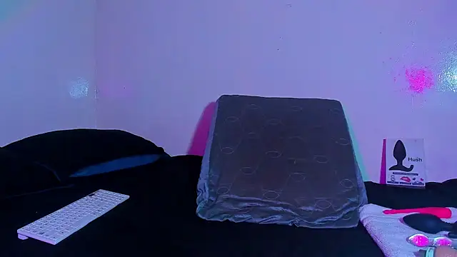 Piggy Eddy online show from 31, 3, 2026