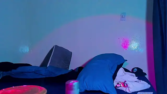 Piggy Eddy online show from 28, 2, 2026