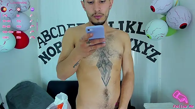 Piggy Eddy online show from 19, 10, 2025