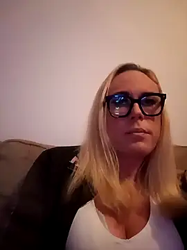 Connie Pepper online show from 10, 3, 2025