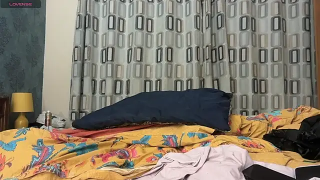 Snapshot of JennyHazel1 chatting on 16, 11, 2025 JennyHazel1 online show from 16, 11, 2025