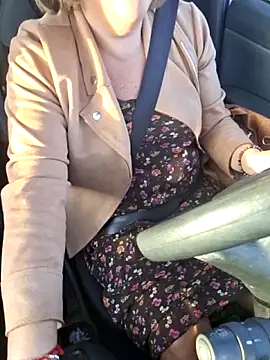 Snapshot of Mara-24 chatting on 2, 11, 2025 Mara-24 online show from 2, 11, 2025