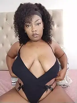 Snapshot of bigbootyboohle chatting on 18, 5, 2026 bigbootyboohle online show from 18, 5, 2026
