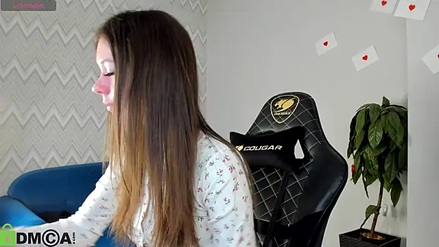 Nicole Charm online show from 24, 2, 2026