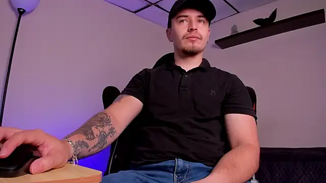 james connor2 online show from 28, 11, 2025