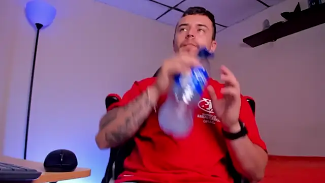 james connor2 online show from 13, 10, 2025