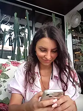 Izabella Bella online show from 15, 1, 2025