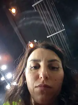 Izabella Bella online show from 18, 4, 2026