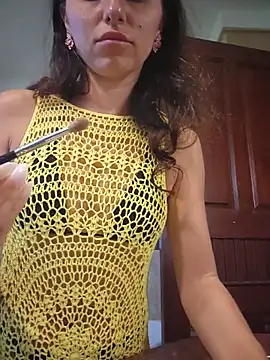 Snapshot of Izabella_Bella chatting on 19, 7, 2026 Izabella Bella online show from 19, 7, 2026