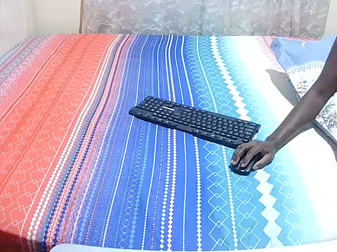 slender sweet online show from 12, 2, 2026