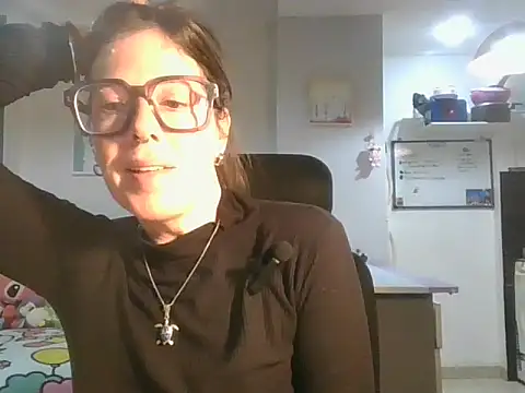 Snapshot of Calentandote chatting on 11, 5, 2026 Calentandote online show from 11, 5, 2026
