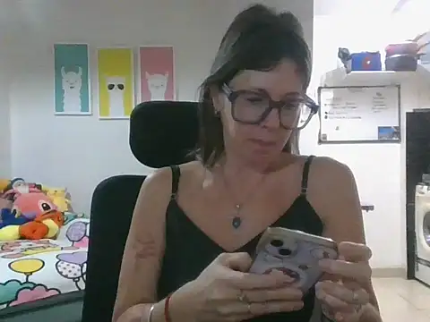 Snapshot of Calentandote chatting on 4, 5, 2026 Calentandote online show from 4, 5, 2026