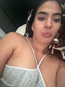 NatyFerrer  online show from 13, 7, 2026