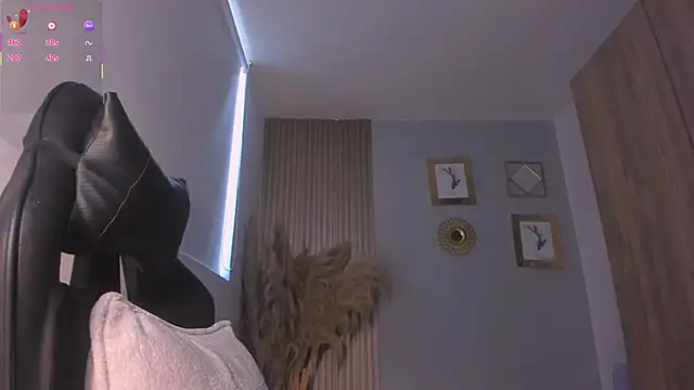 NatyFerrer  online show from 5, 2, 2026