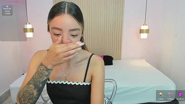 AliceRoss0 online show from 25, 3, 2026