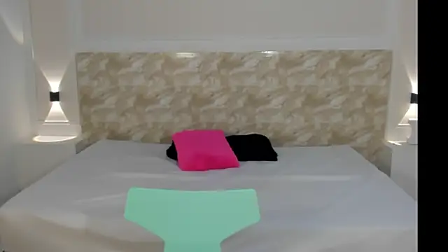 AliceRoss0 online show from 22, 11, 2025