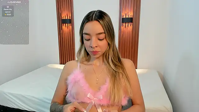 AliceRoss0 online show from 20, 12, 2025