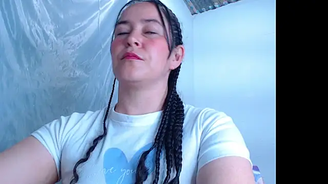 Snapshot of carla_slut_outlimits chatting on 25, 5, 2026 carla slut outlimits online show from 25, 5, 2026