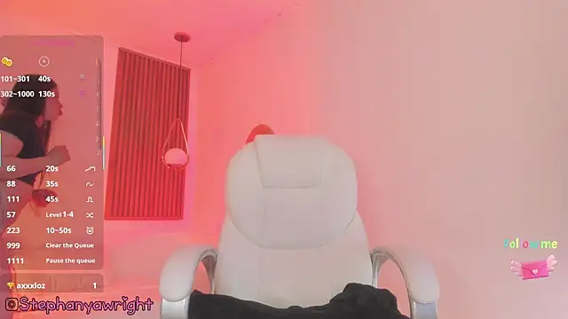 TiffanyWright online show from 16, 10, 2025