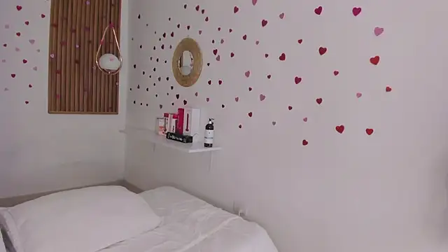 TiffanyWright online show from 5, 3, 2026