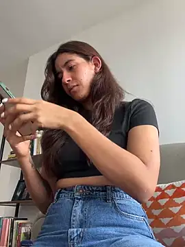 Snapshot of ValeriEvan chatting on 16, 2, 2025 ValeriEvan online show from 16, 2, 2025