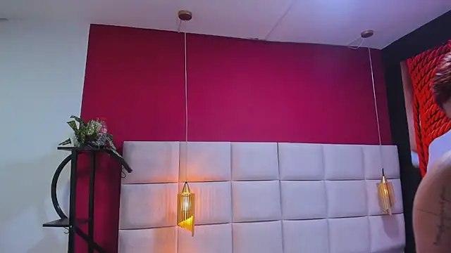 Amberluy online show from 17, 4, 2026