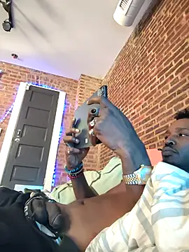 BlackD4uxo online show from 20, 4, 2026