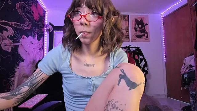 Snapshot of Alicedangerrr chatting on 23, 5, 2026 Alicedangerrr online show from 23, 5, 2026