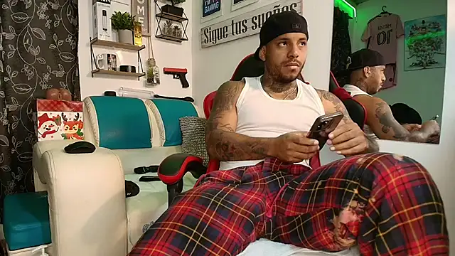 Leenar Key online show from 4, 12, 2025