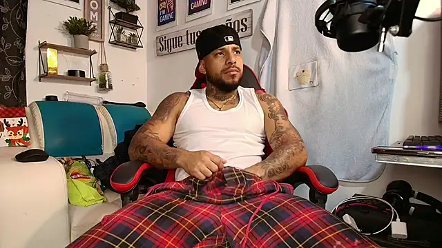 Leenar Key online show from 15, 11, 2025