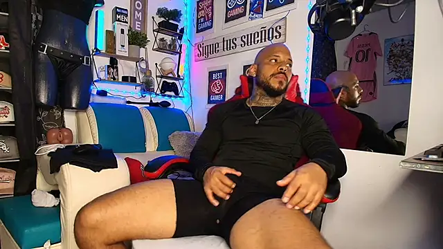 Leenar Key online show from 23, 2, 2026