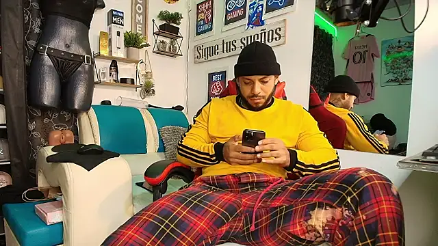 Leenar Key online show from 4, 2, 2026