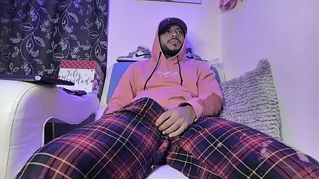 Leenar Key online show from 7, 3, 2025