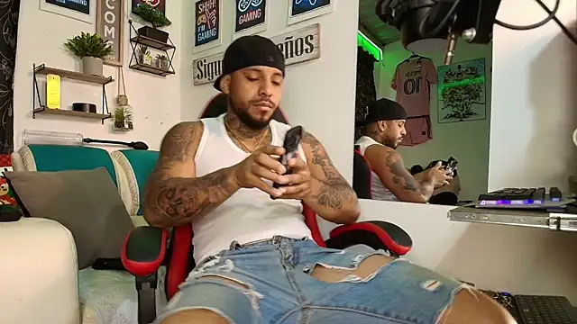 Leenar Key online show from 1, 11, 2025