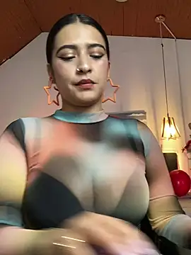 Cleopatracute  online show from 20, 2, 2025