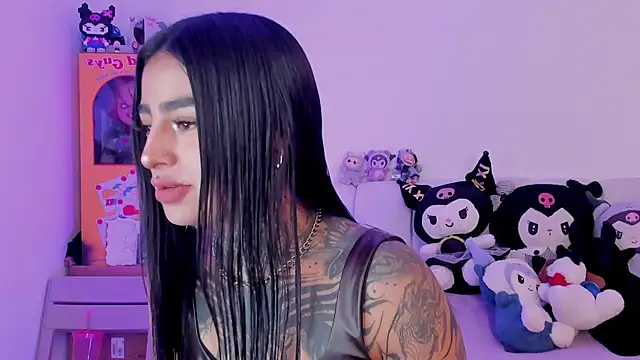 shadowcatt  online show from 3, 12, 2025